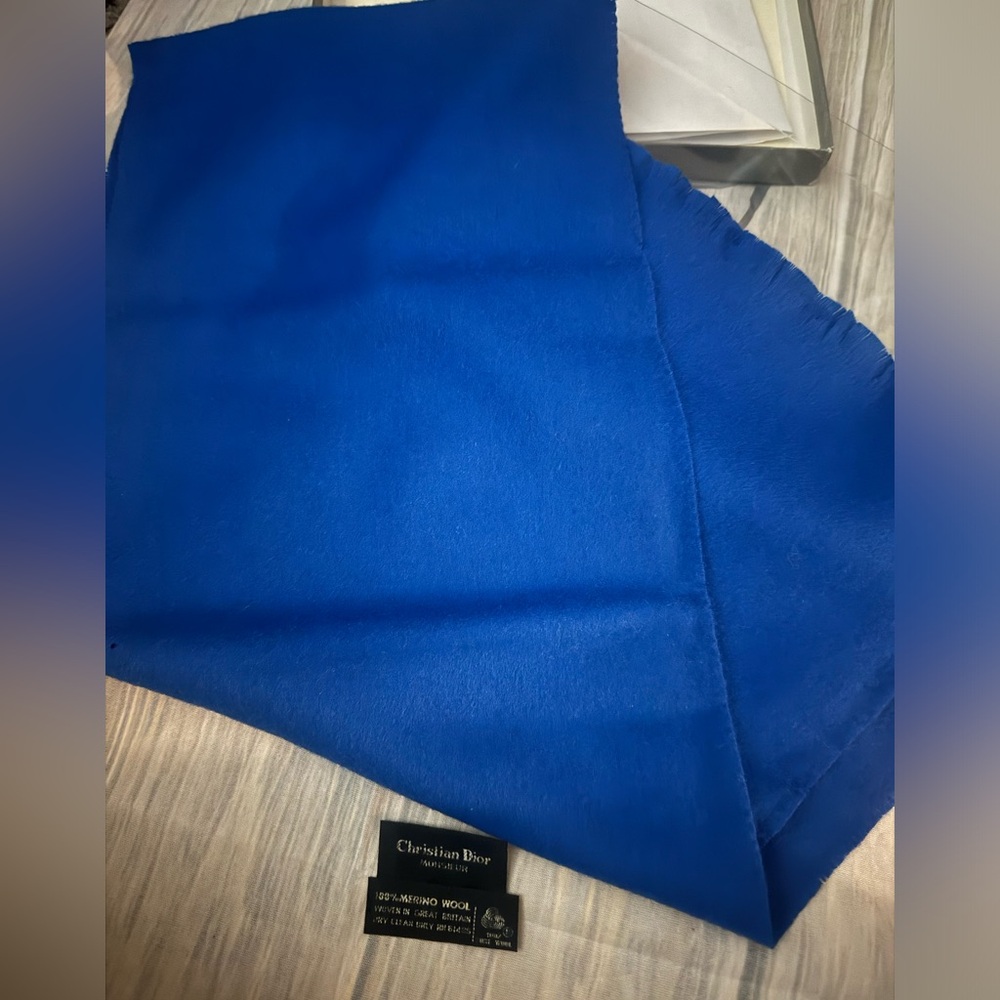 Christian Dior Scarf 💙 GUC with COA - Picture 3 of 7